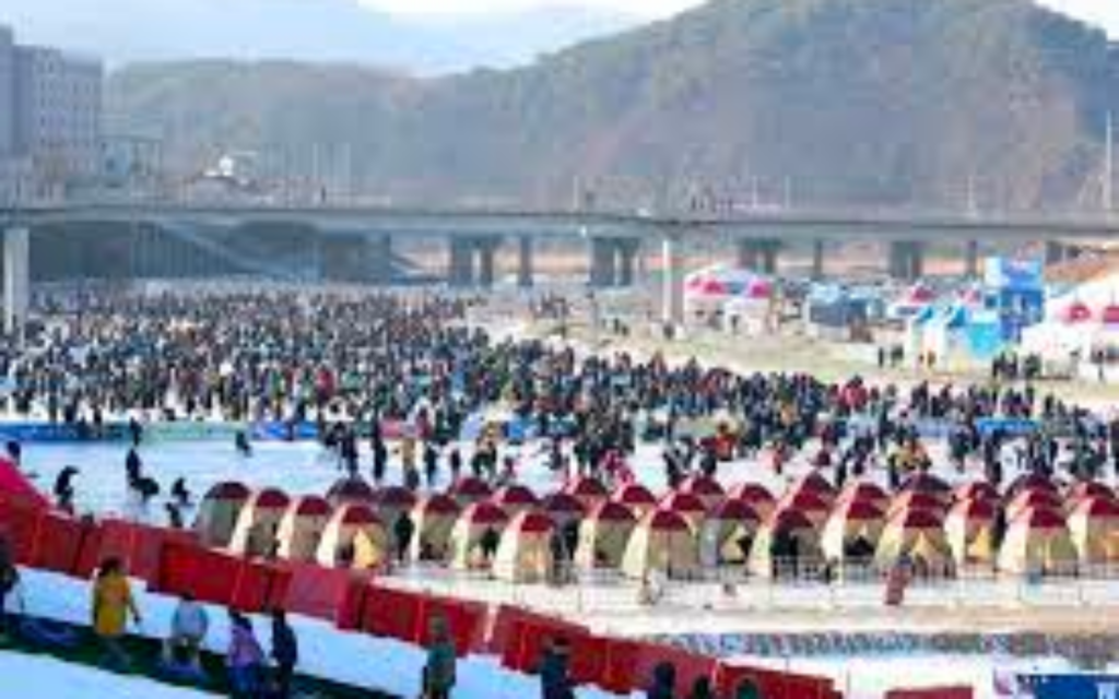 홍천강 꽁꽁축제ㅣ출처(한국관광공사)