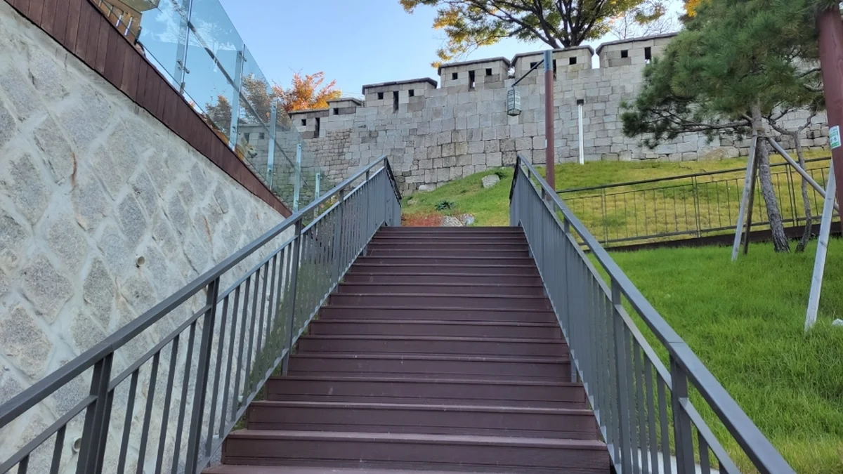서울 성북역사문화공원 숙소, 도심 속 힐링 여행지
