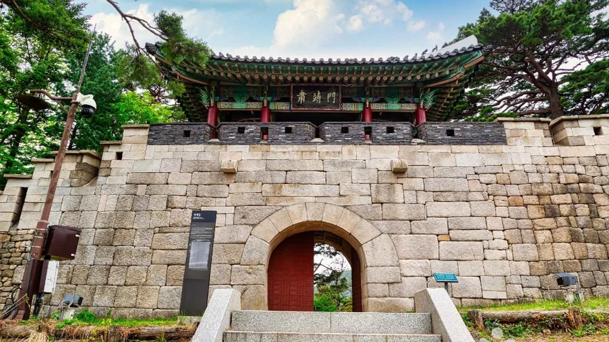서울 북악산 숙정문, 연중무휴 역사와 자연 탐방