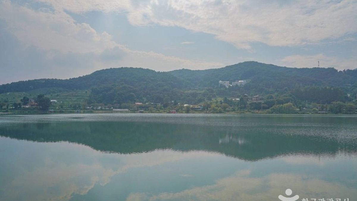 덕산저수지
